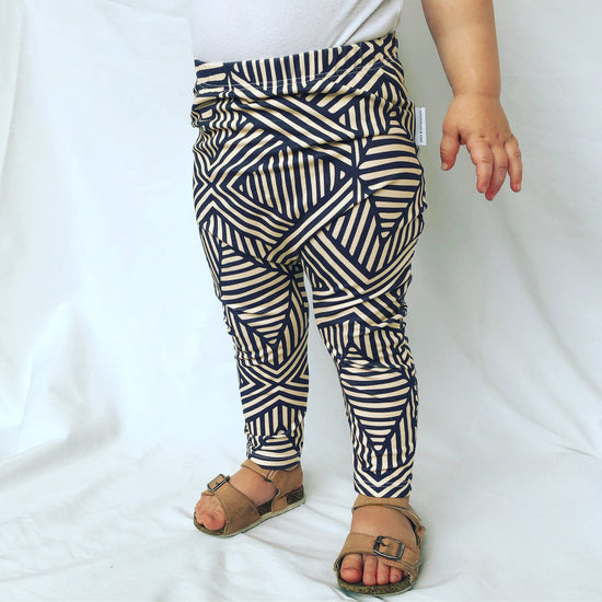 Chuckles & Caz - Tribal Geometic Leggings